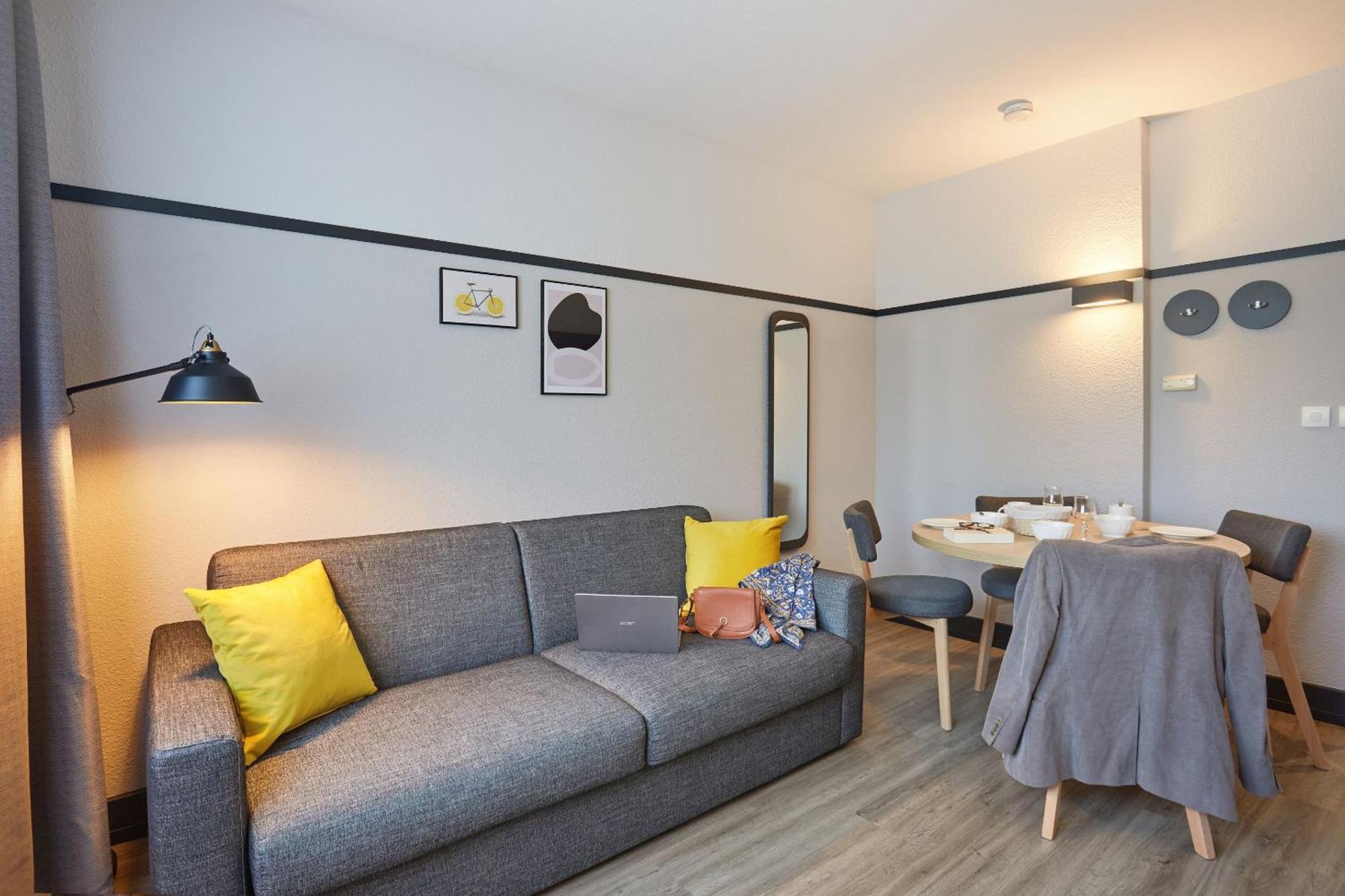 Appart Hotel Odalys City Aix En Provence L'Atrium Aix-en-Provence Bagian luar foto
