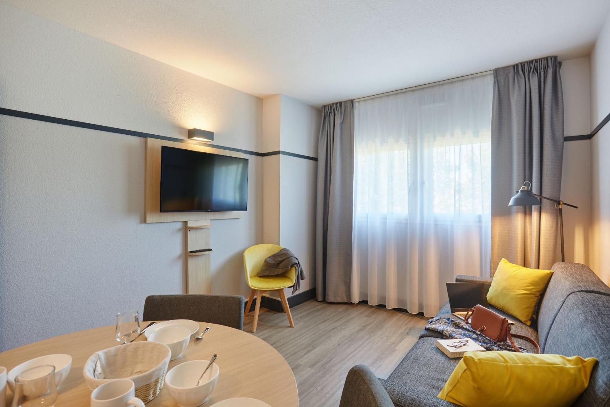 Appart Hotel Odalys City Aix En Provence L'Atrium Aix-en-Provence Bagian luar foto