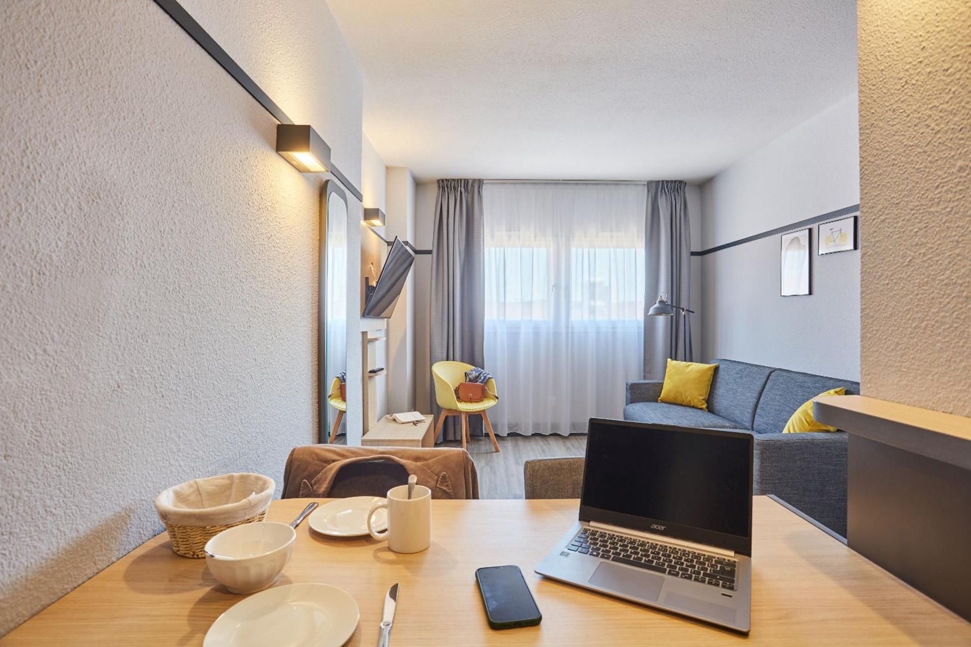 Appart Hotel Odalys City Aix En Provence L'Atrium Aix-en-Provence Bagian luar foto