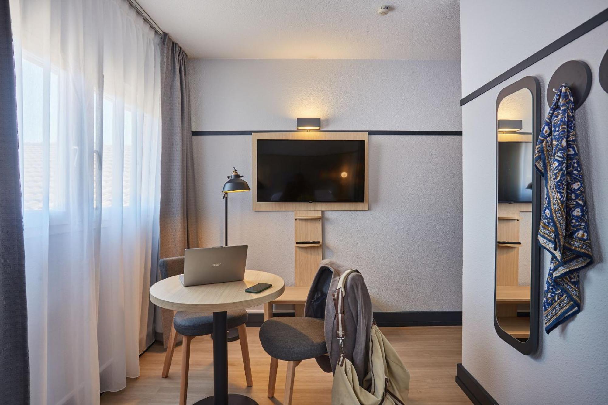Appart Hotel Odalys City Aix En Provence L'Atrium Aix-en-Provence Bagian luar foto