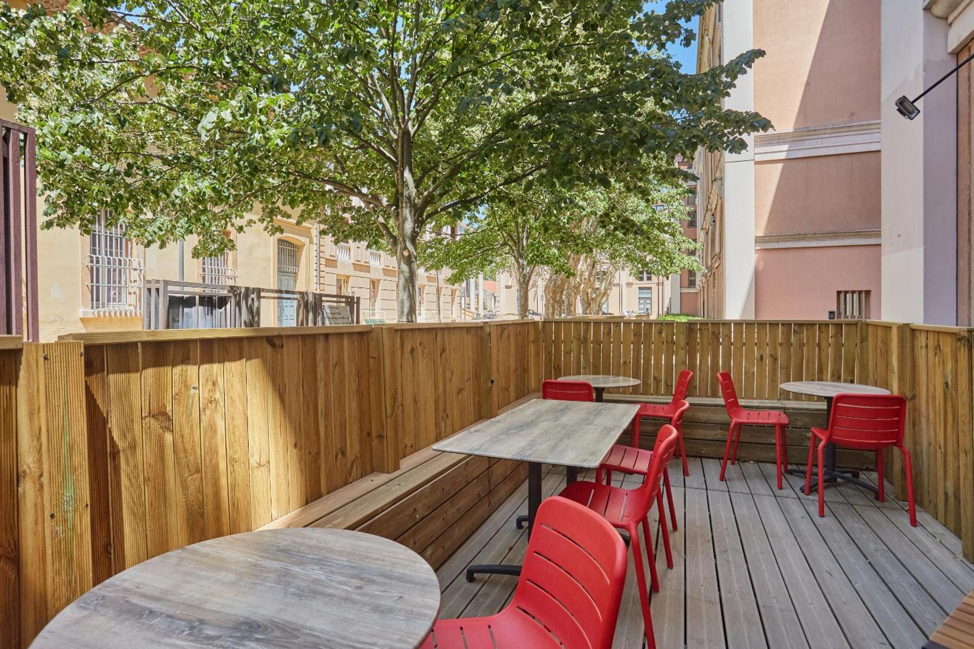 Appart Hotel Odalys City Aix En Provence L'Atrium Aix-en-Provence Bagian luar foto