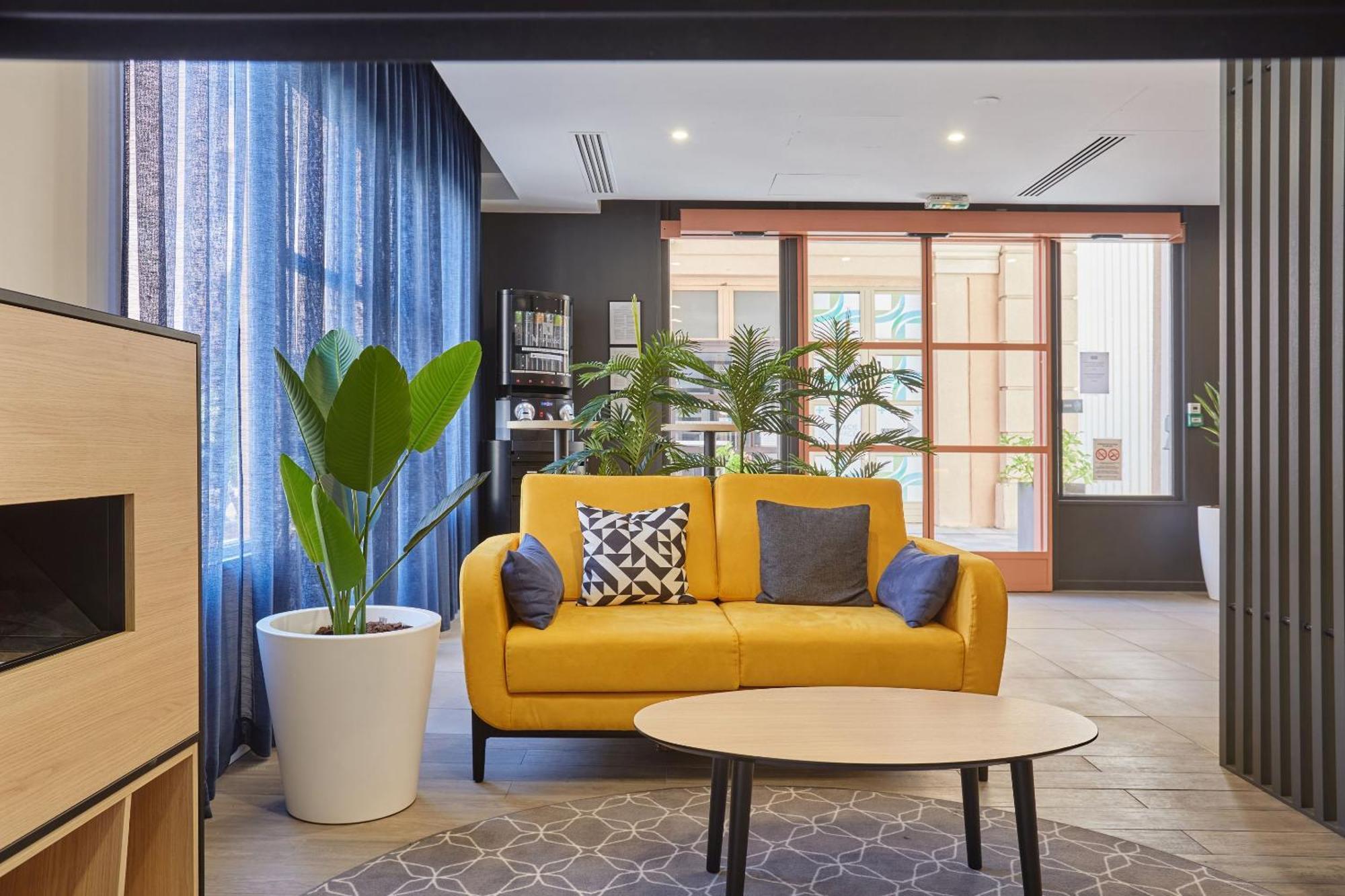 Appart Hotel Odalys City Aix En Provence L'Atrium Aix-en-Provence Bagian luar foto
