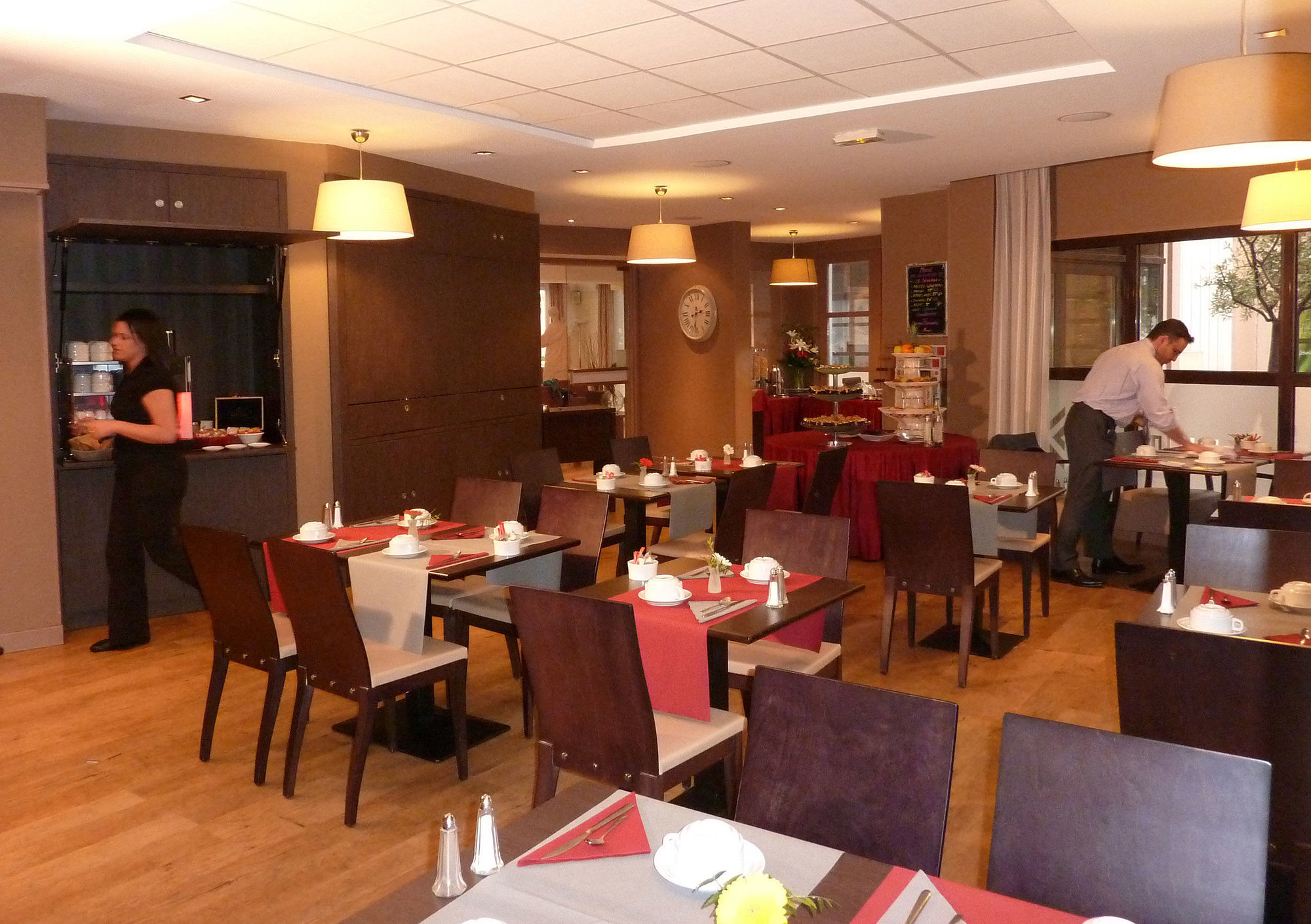 Appart Hotel Odalys City Aix En Provence L'Atrium Aix-en-Provence Restoran foto