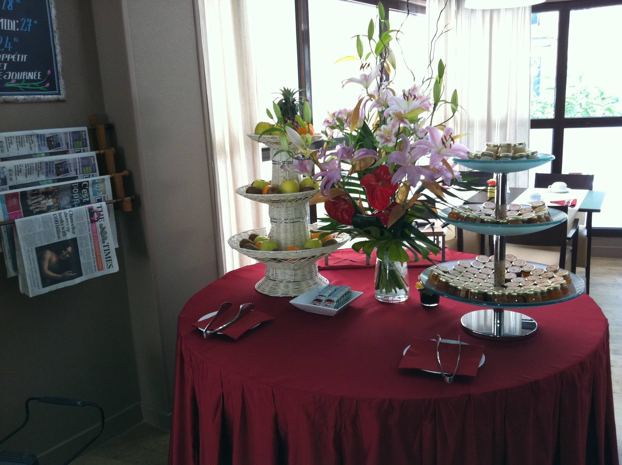 Appart Hotel Odalys City Aix En Provence L'Atrium Aix-en-Provence Restoran foto