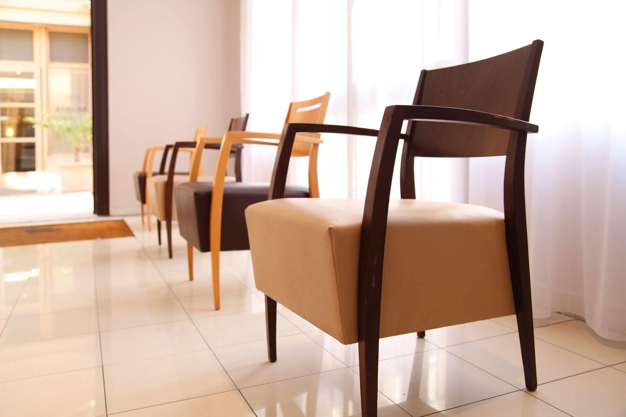 Appart Hotel Odalys City Aix En Provence L'Atrium Aix-en-Provence Bagian luar foto